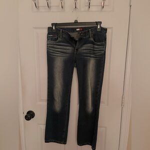 Tommy Hilfiger women’s acid wash jeans size 7